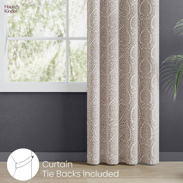 Poly Cotton JacquardCurtain Woodland Trail, Cadbury