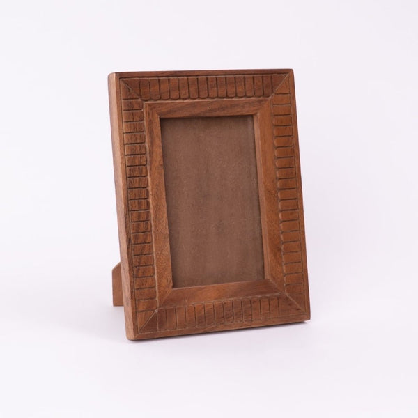 Heritage Moments Photo Frame- Walnut