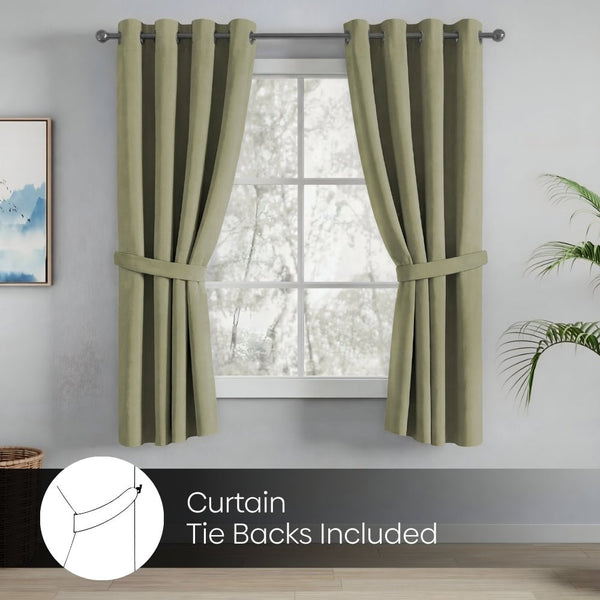 Blackout Solid Essential Drape Pack Of 2 Curtain, Pista Green